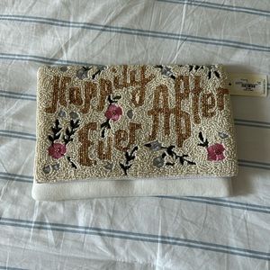Bridal purse with gold chain